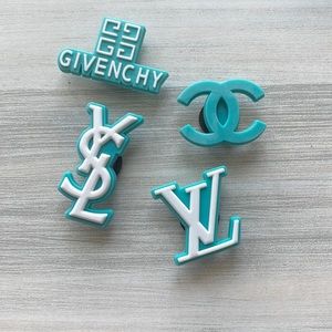 COPY - Croc charms